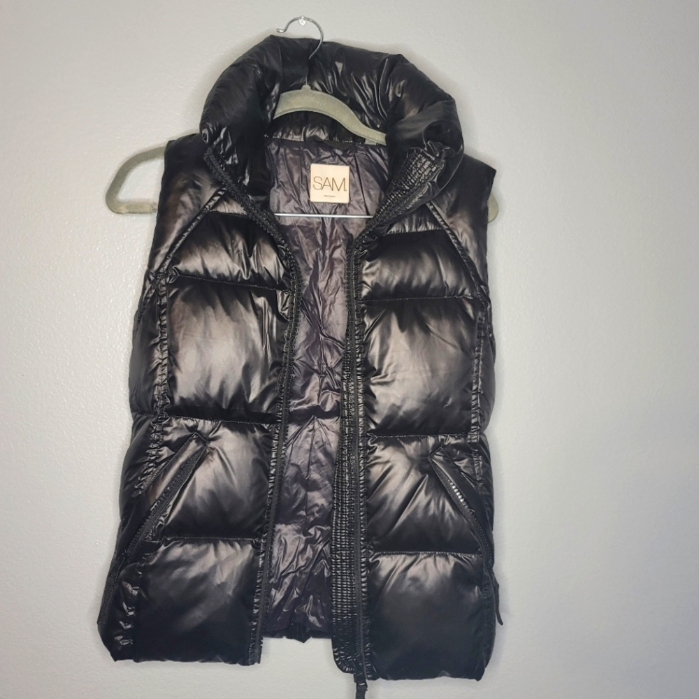 SAM puffy vest